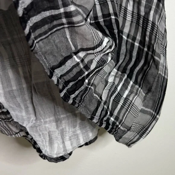 Dylan Plaid black and grey loose fitting top - Picture 5 of 7